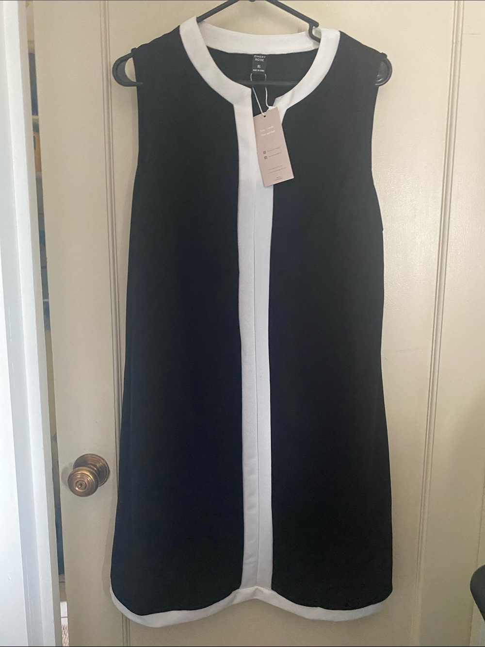 Black and White Sleeveless Contrast Mini Dress